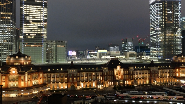 東京駅周辺｜暇つぶしスポットを紹介【夜行バス乗車前、20時以降OK】