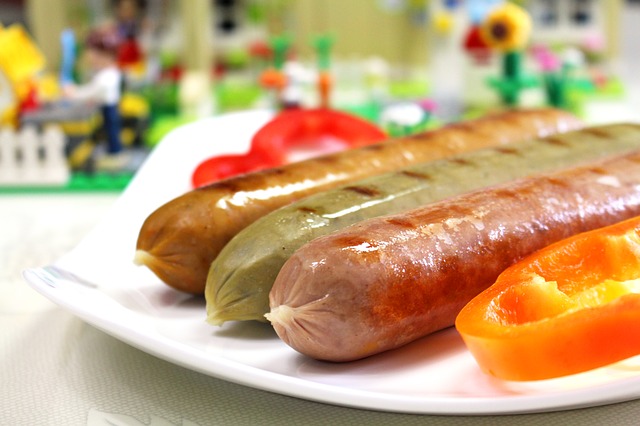 sausage-621846_640