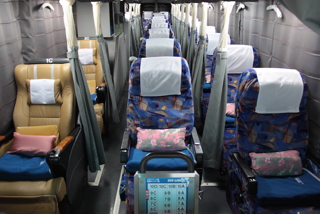 Night Bus of 3seat-row is popular! What is art of selection of good seat?