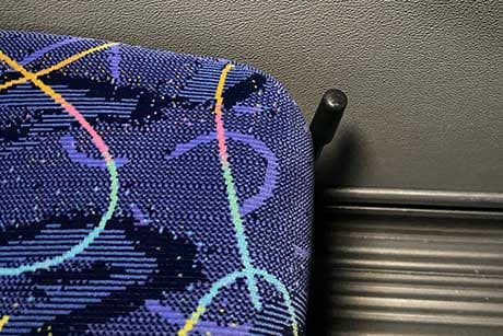 VIPライナー富山・金沢便 壁側 リクライニング操作方法