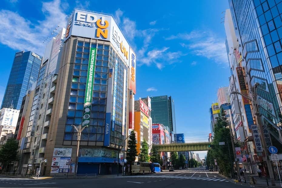 秋葉原の早朝 暇つぶしどうする？ 夜行バス到着後のリアルな過ごし方