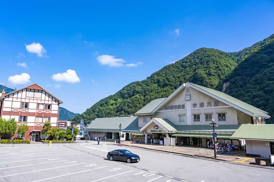 黒部峡谷鉄道トロッコ電車 宇奈月駅