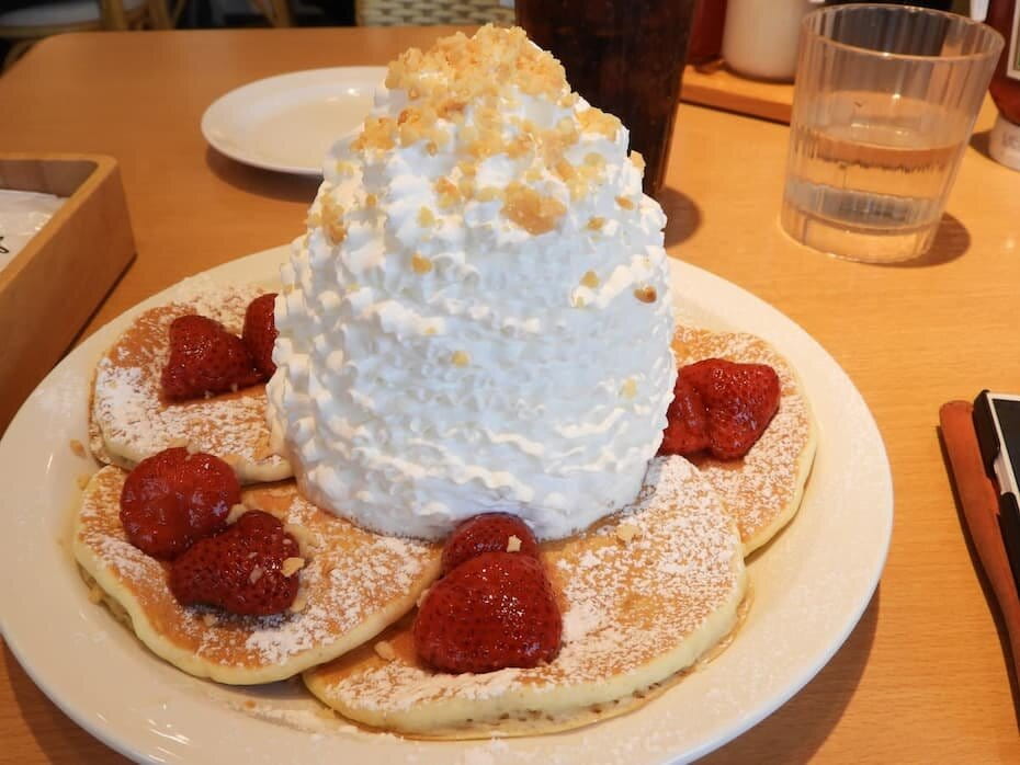 大阪で夜行バス到着後のパンケーキモーニングおすすめ5選｜梅田・難波で朝から幸せな一皿を