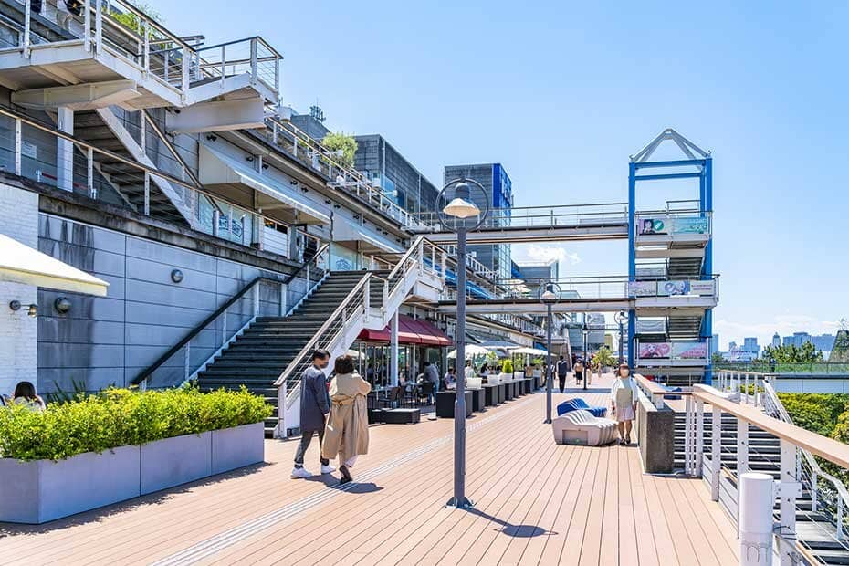 デックス東京ビーチのデッキ部分
